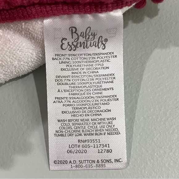 Baby Essentials 0-6 months Bandana Bib set, with headband and socks - Picture 4 of 6